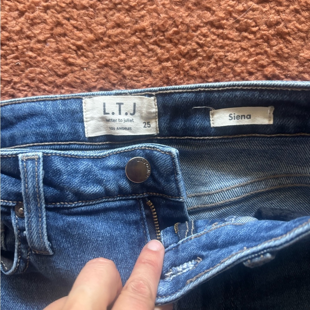 Women's Blue Ankle Jeans